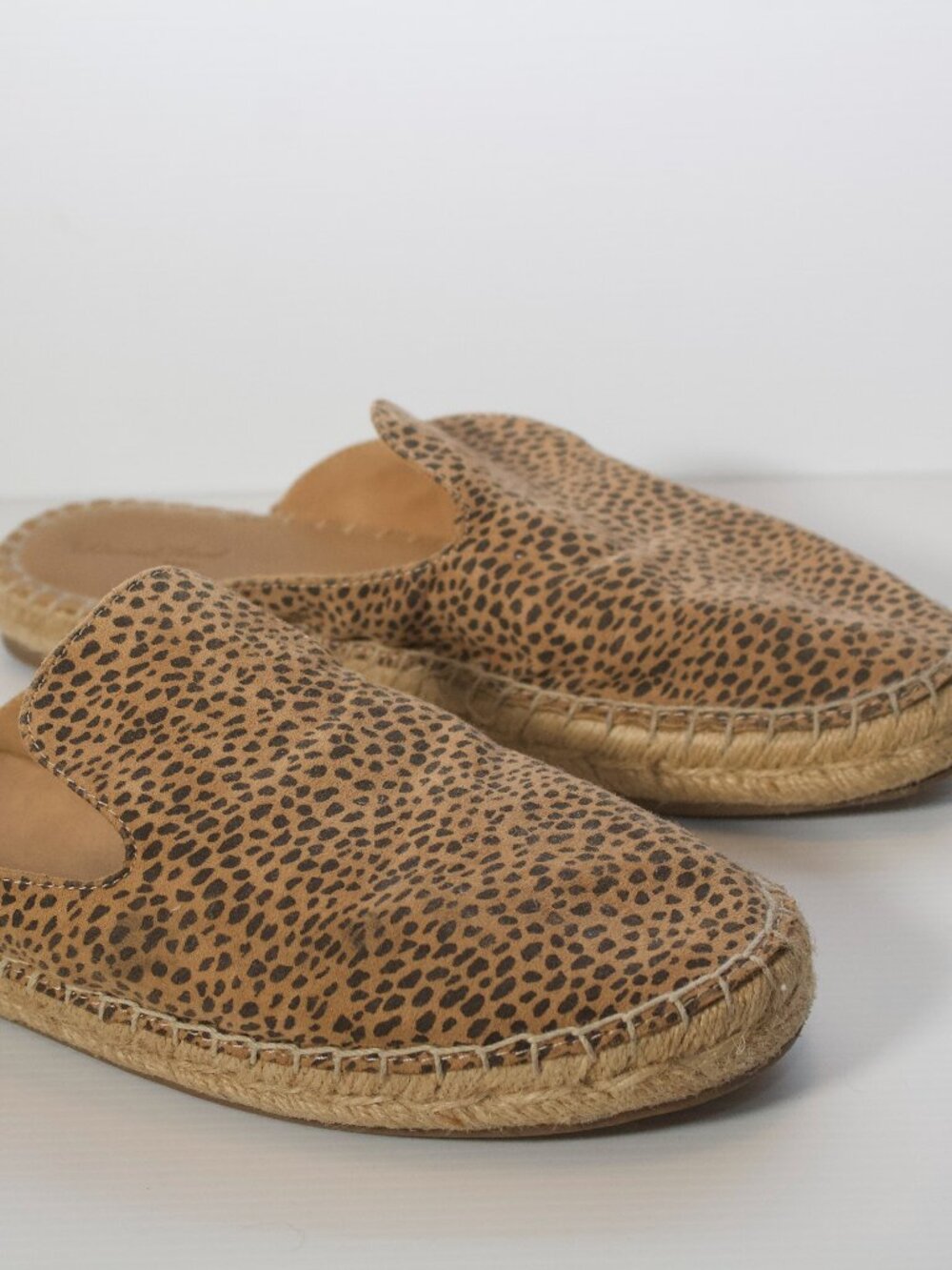 Universal Thread Leopard Print Espadrille Mules Flats Size 8